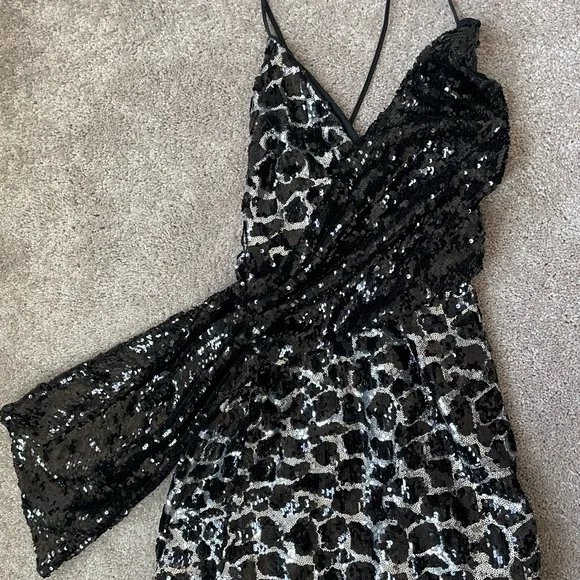 NBD DRESS - Picture 3 of 6